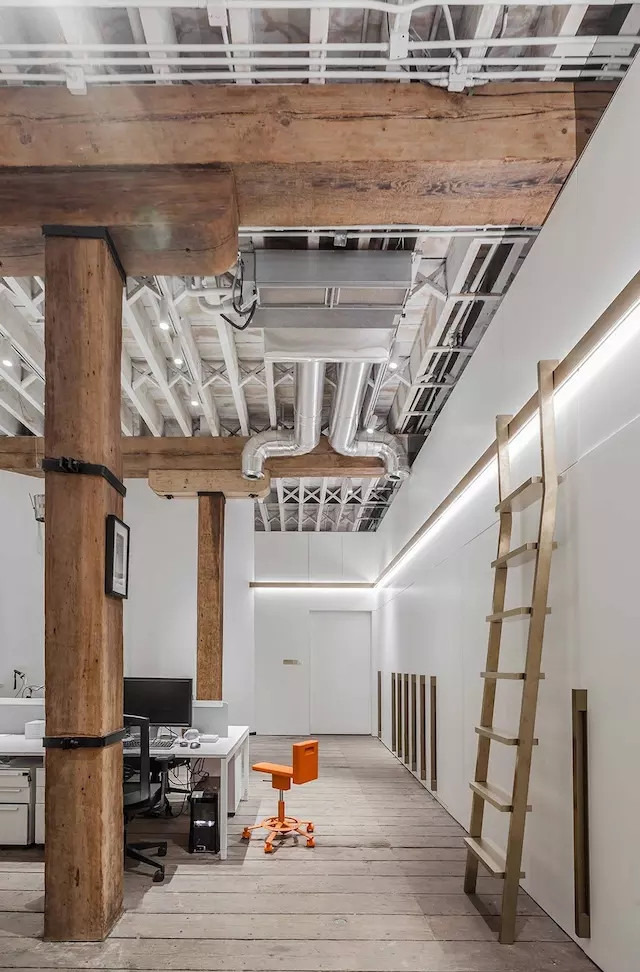 上海建筑設(shè)計工作室辦公室裝修設(shè)計圖