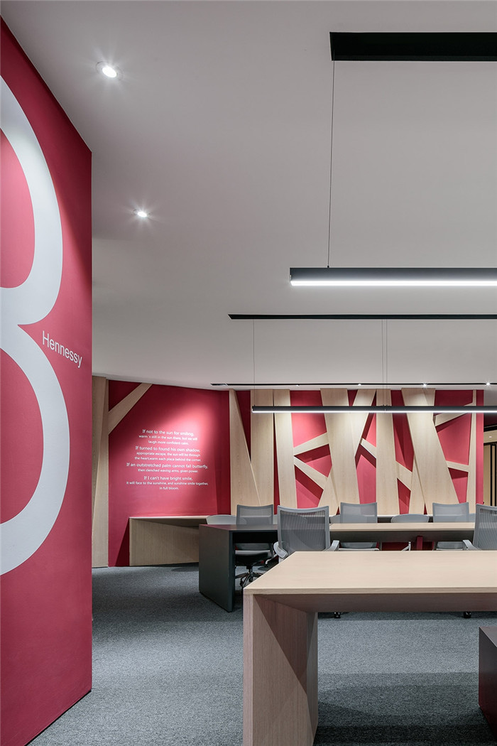 具有現(xiàn)代感的最美期科技公司開放式辦公室設計方案 具有現(xiàn)代感的最美期科技公司開放式辦公室設計方案