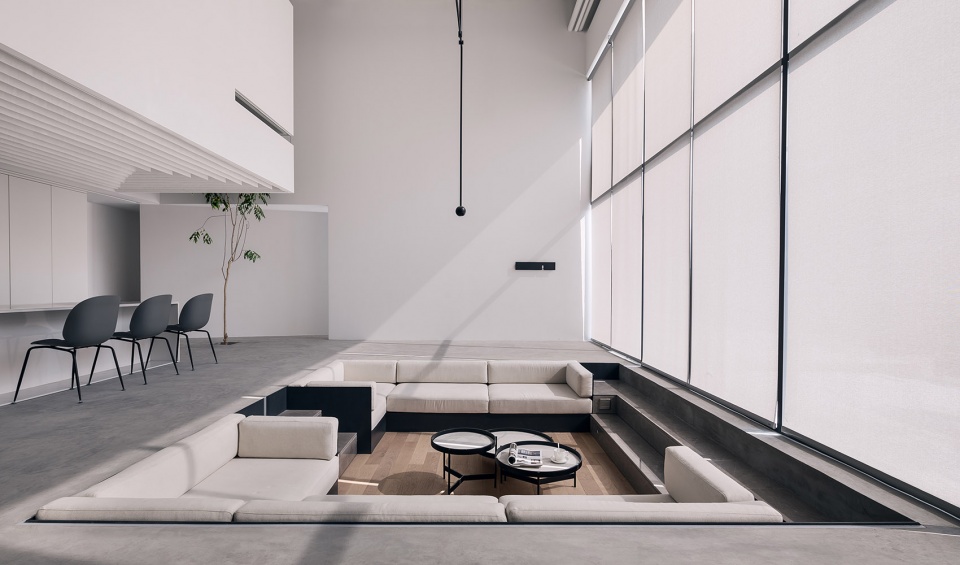 辦公室下沉式休閑區(qū)裝修設(shè)計圖