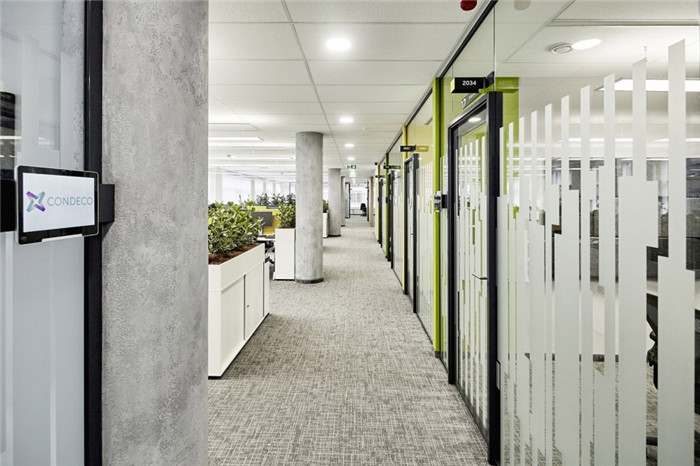 通透的會計事務所辦公室裝修設計圖