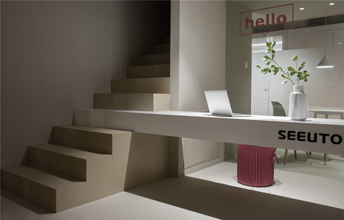 西柚兔少兒英語培訓(xùn)機(jī)構(gòu)前臺(tái)裝修設(shè)計(jì)方案