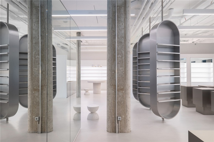 純凈自然的商業(yè)店面裝修案例  ZALANDO美容店設(shè)計(jì)賞析