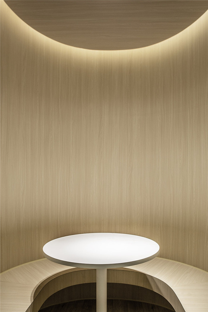 打破傳統(tǒng)的時(shí)尚英語教育培訓(xùn)機(jī)構(gòu)裝修設(shè)計(jì)方案 打破傳統(tǒng)的時(shí)尚英語教育培訓(xùn)機(jī)構(gòu)裝修設(shè)計(jì)方案