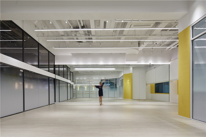 別具一格的BodyLab專業(yè)舞蹈教育機(jī)構(gòu)裝修設(shè)計(jì)案例