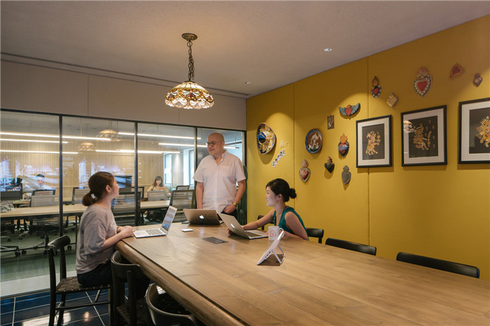 日本Airbnb自然環(huán)保主題辦公室裝修設計方案賞析 日本Airbnb自然環(huán)保主題辦公室裝修設計方案賞析