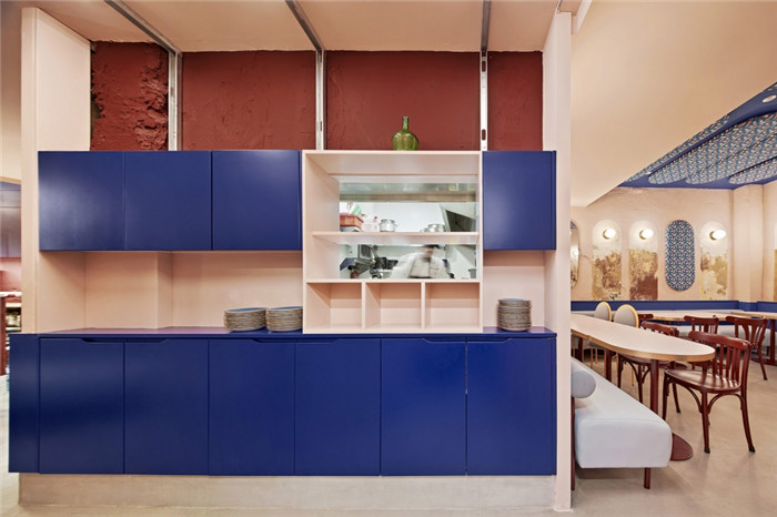 國外網(wǎng)紅復(fù)古餐廳設(shè)計(jì)  劇院主題餐廳裝修設(shè)計(jì)實(shí)景圖