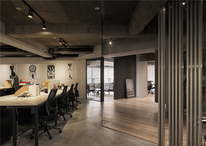 鄭州網(wǎng)絡(luò)營銷公司辦公室裝修實景圖