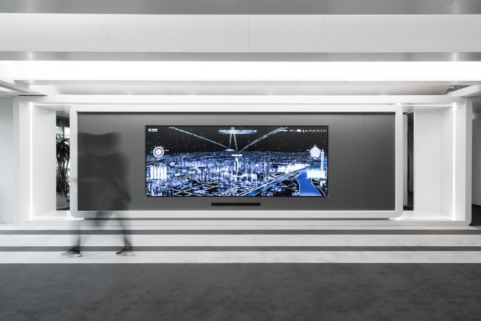 滿滿科技感的未來時空主題UnitedDATA總部辦公室裝修設計