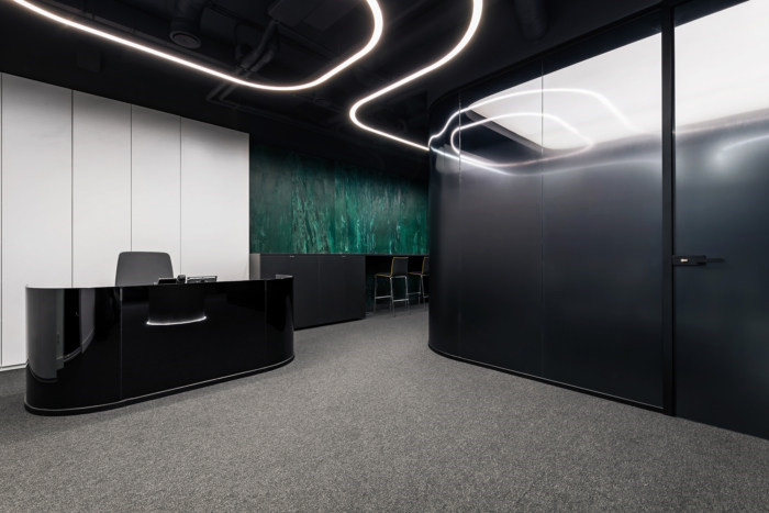鄭州辦公室裝修公司宏鈺堂推薦酷黑風格創(chuàng)意辦公設計方案 鄭州辦公室裝修公司宏鈺堂推薦酷黑風格創(chuàng)意辦公設計方案