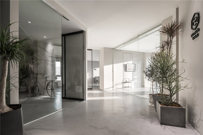 簡約優(yōu)雅工業(yè)混搭風(fēng)莫語生活私人工作室裝修設(shè)計實(shí)景圖