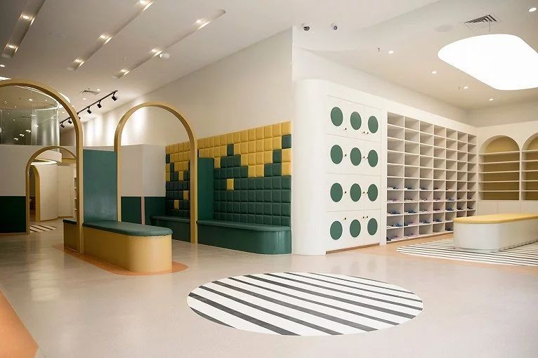 鄭州宏鈺堂推薦嗨獺獺親子早教游泳中心裝修設(shè)計(jì)案例 鄭州宏鈺堂推薦嗨獺獺親子早教游泳中心裝修設(shè)計(jì)案例