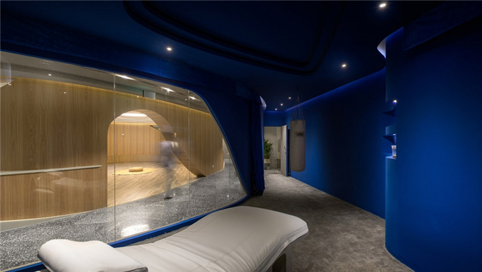 辦公、禪修、活動為一體的多元化商業(yè)空間裝修案例