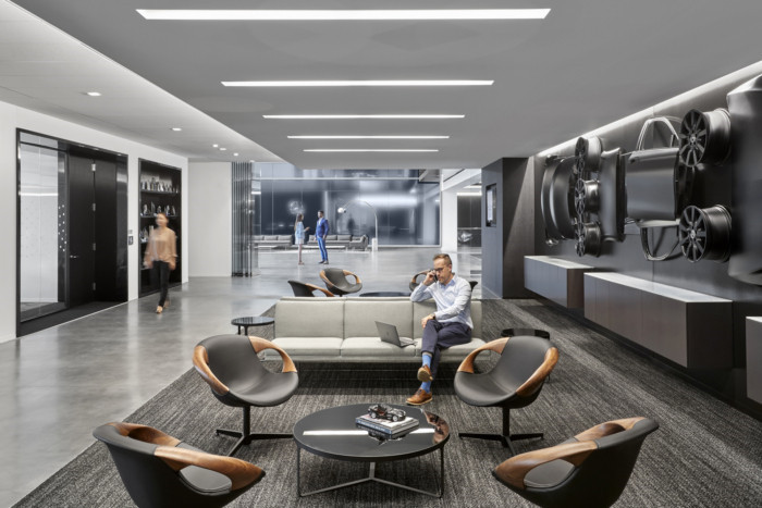 通透大氣的奔馳汽車亞洲總部辦公樓裝修設(shè)計方案 通透大氣的奔馳汽車亞洲總部辦公樓裝修設(shè)計方案