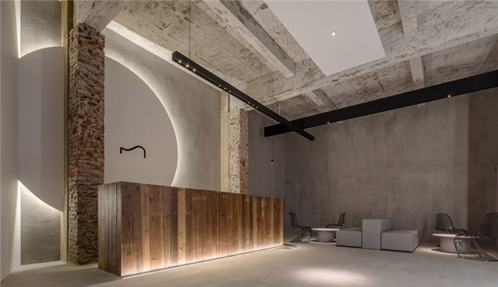 七十年代老建筑改造創(chuàng)意影視公司裝修前臺(tái)形象墻效果圖 七十年代老建筑改造創(chuàng)意影視公司裝修前臺(tái)形象墻效果圖