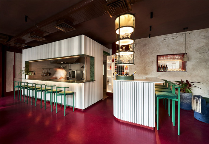 莫斯科工業(yè)懷舊風(fēng)Commons餐廳酒吧吧臺裝修設(shè)計圖