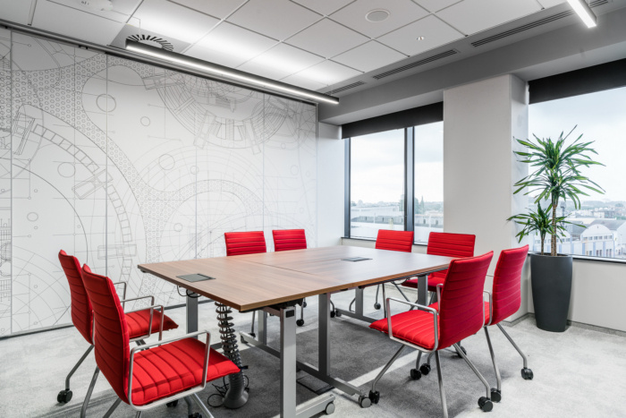 鄭州辦公室裝修會議室