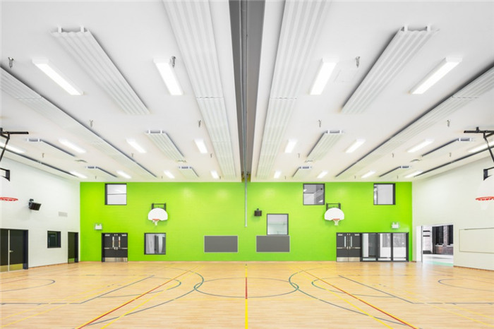 創(chuàng)意古典風巴克利學校球場裝修設計 創(chuàng)意古典風巴克利學校球場裝修設計