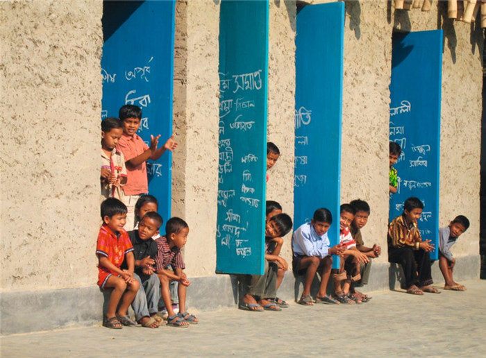 南亞傳統(tǒng)居民土著特色學校外墻裝修設(shè)計效果圖