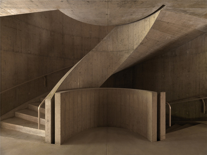 設(shè)計感十足的幾何兒童教育空間樓梯裝修設(shè)計效果圖 設(shè)計感十足的幾何兒童教育空間樓梯裝修設(shè)計效果圖