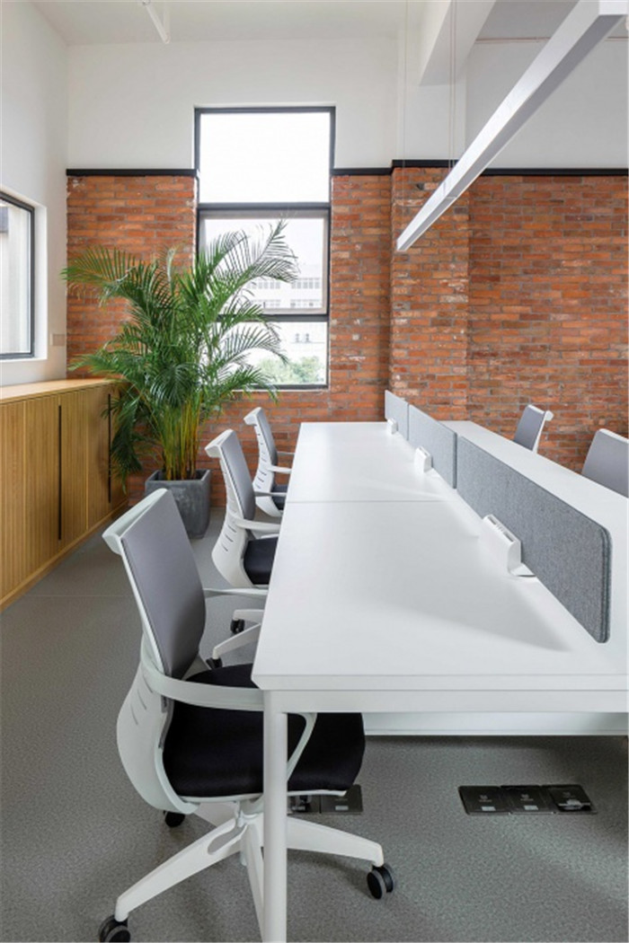 純粹簡約風的心流幼兒園教室裝修設(shè)計效果圖 純粹簡約風的心流幼兒園教室裝修設(shè)計效果圖