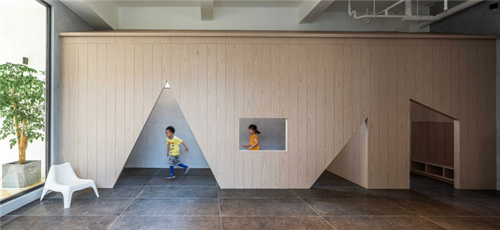 純粹簡約風的心流幼兒園游戲區(qū)裝修設(shè)計效果圖 純粹簡約風的心流幼兒園游戲區(qū)裝修設(shè)計效果圖