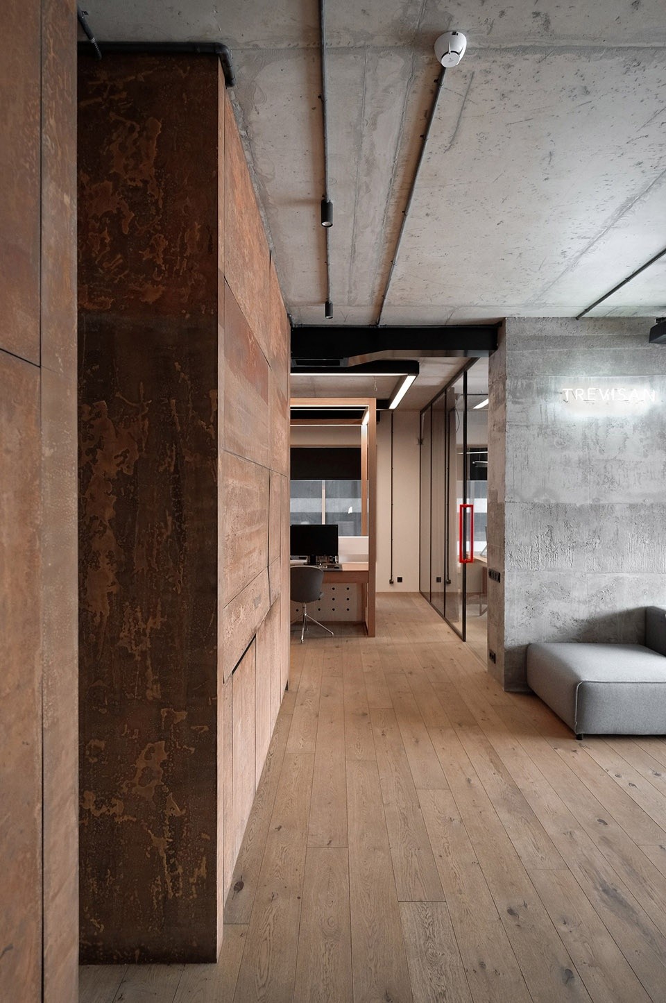 高科技工業(yè)辦公室過(guò)道裝修設(shè)計(jì)