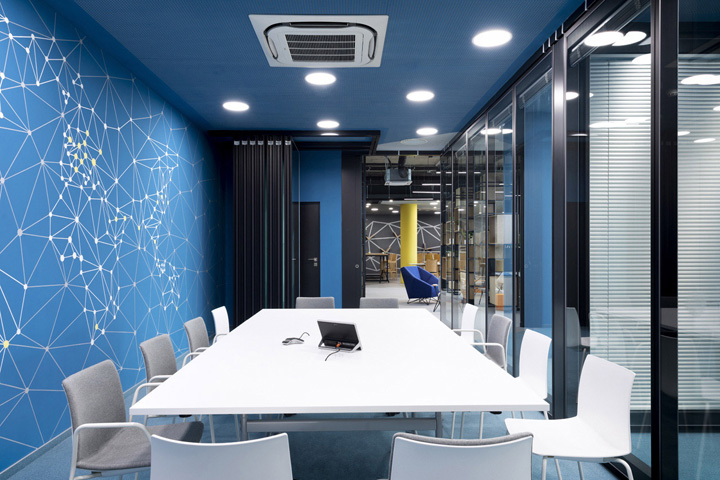 國外多變性辦公室會議室設(shè)計裝修 國外多變性辦公室會議室設(shè)計裝修