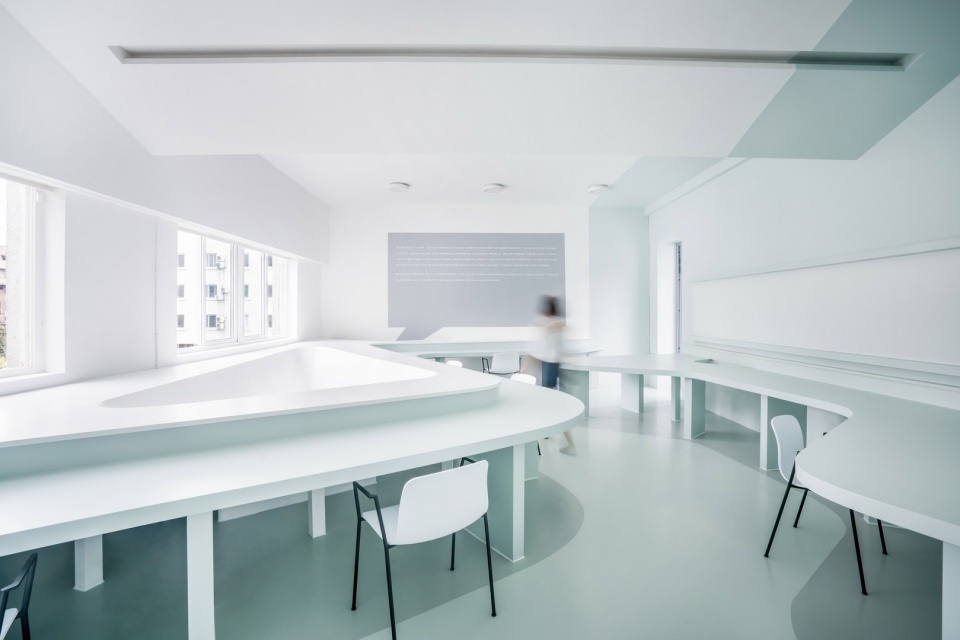 建筑事務(wù)所辦公室改造裝修設(shè)計效果圖 建筑事務(wù)所辦公室改造裝修設(shè)計效果圖