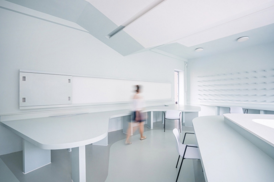 建筑事務(wù)所辦公室辦公區(qū)裝修設(shè)計效果圖 建筑事務(wù)所辦公室辦公區(qū)裝修設(shè)計效果圖