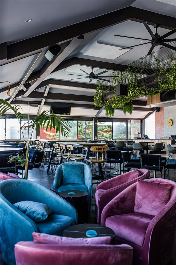 迷幻復(fù)古風(fēng)Joker & Thief音樂餐廳酒吧裝修設(shè)計方案 迷幻復(fù)古風(fēng)Joker & Thief音樂餐廳酒吧裝修設(shè)計方案