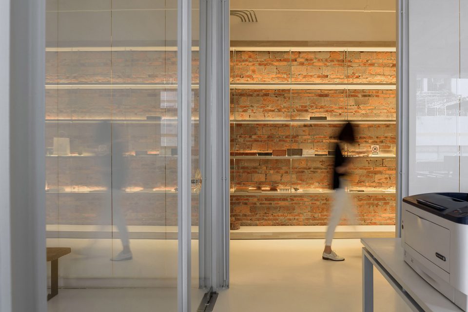 探尋簡(jiǎn)單美好和真實(shí)感動(dòng)的辦公室裝修案例 探尋簡(jiǎn)單美好和真實(shí)感動(dòng)的辦公室裝修案例