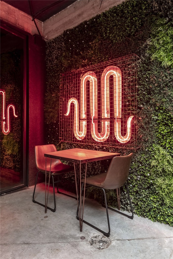 特色工業(yè)風(fēng)主題Mamba餐廳酒吧設(shè)計裝修方案 特色工業(yè)風(fēng)主題Mamba餐廳酒吧設(shè)計裝修方案