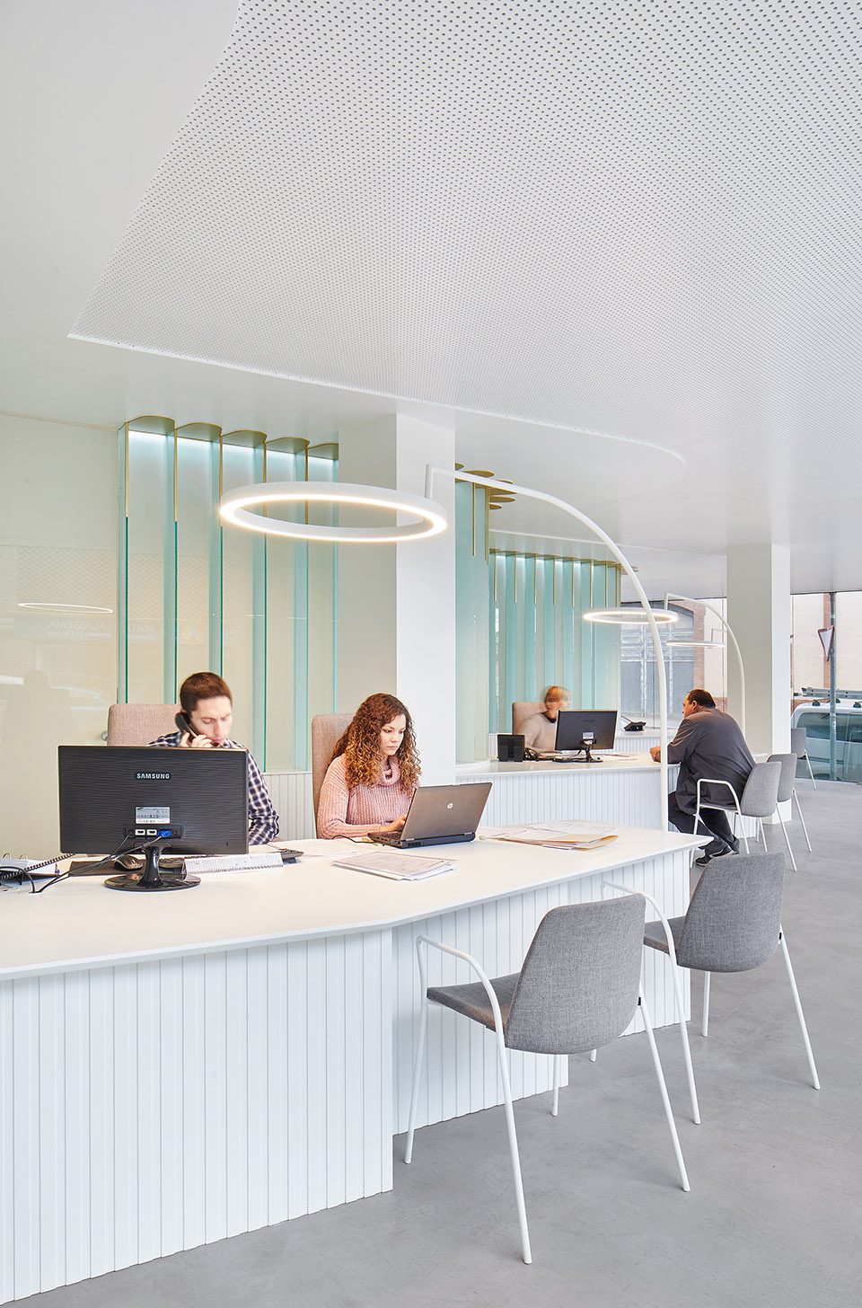 辦公室辦公區(qū)裝修設(shè)計實(shí)景圖 辦公室辦公區(qū)裝修設(shè)計實(shí)景圖