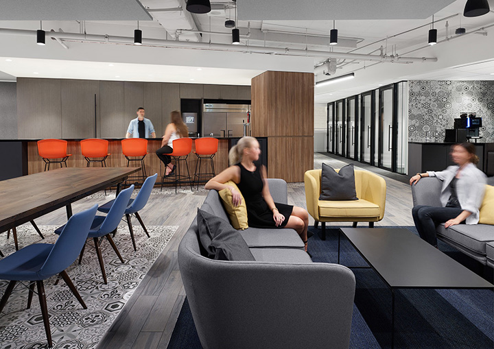 一個吸引員工參與的商業(yè)咨詢公司辦公室裝修方案 一個吸引員工參與的商業(yè)咨詢公司辦公室裝修方案