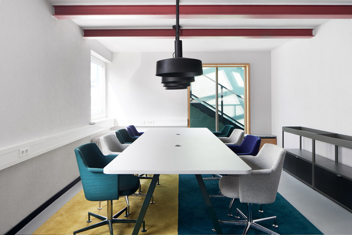 鄭州辦公裝修公司推薦時(shí)尚優(yōu)雅聯(lián)合辦公設(shè)計(jì)案例 鄭州辦公裝修公司推薦時(shí)尚優(yōu)雅聯(lián)合辦公設(shè)計(jì)案例