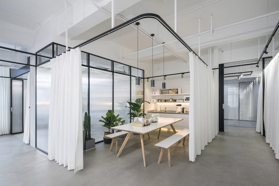 辦公室休閑區(qū)域裝修實(shí)景圖 辦公室休閑區(qū)域裝修實(shí)景圖