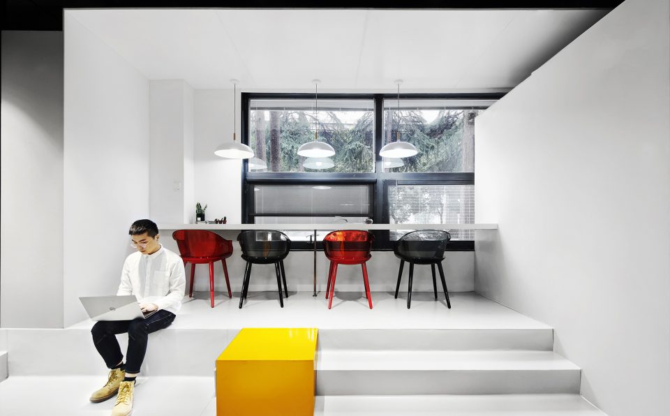 鄭州辦公室裝修實景圖 鄭州辦公室裝修實景圖