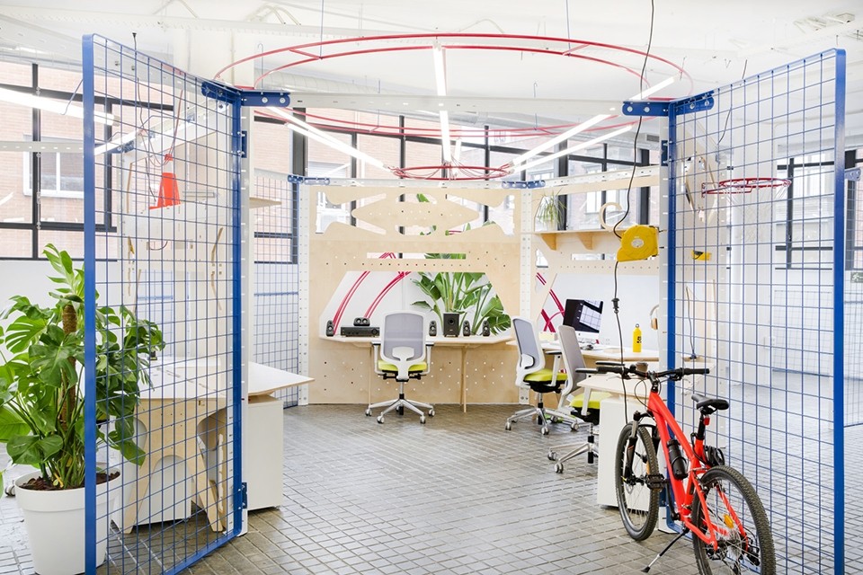 充滿趣味的辦公室工作區(qū)裝修 充滿趣味的辦公室工作區(qū)裝修