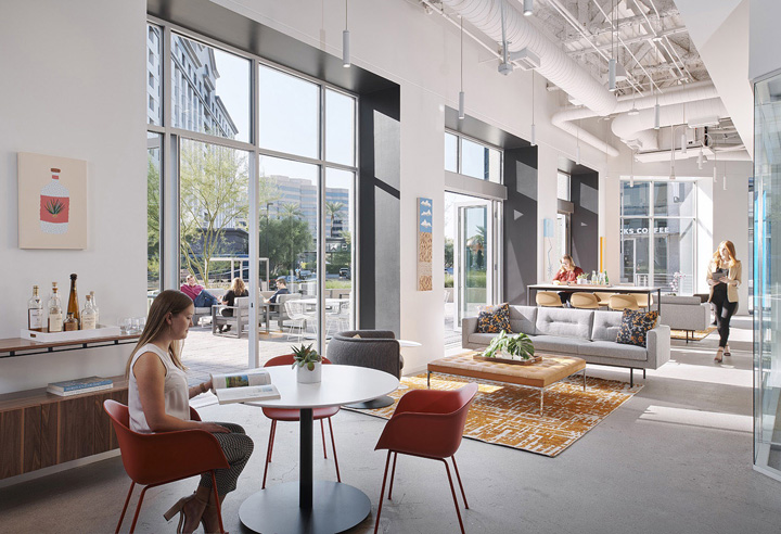 通透明亮的中介公司辦公室裝修設計圖