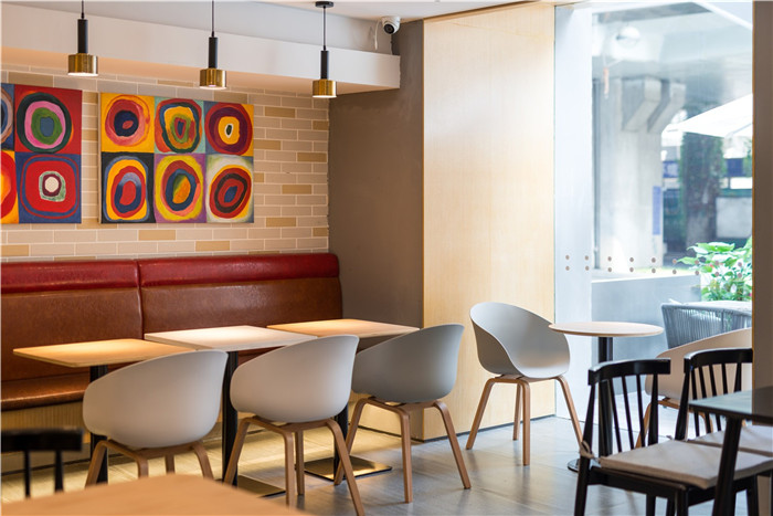 打破傳統(tǒng)中餐廳設(shè)計印象 現(xiàn)代工業(yè)風(fēng)川菜館裝修設(shè)計 打破傳統(tǒng)中餐廳設(shè)計印象 現(xiàn)代工業(yè)風(fēng)川菜館裝修設(shè)計