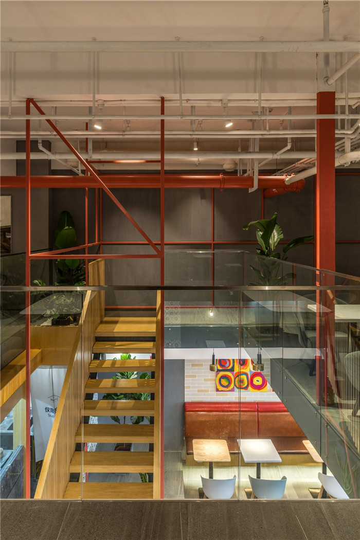 打破傳統(tǒng)中餐廳設(shè)計印象 現(xiàn)代工業(yè)風(fēng)川菜館裝修設(shè)計 打破傳統(tǒng)中餐廳設(shè)計印象 現(xiàn)代工業(yè)風(fēng)川菜館裝修設(shè)計