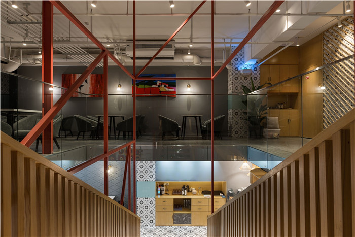 打破傳統(tǒng)中餐廳設(shè)計印象 現(xiàn)代工業(yè)風(fēng)川菜館裝修設(shè)計 打破傳統(tǒng)中餐廳設(shè)計印象 現(xiàn)代工業(yè)風(fēng)川菜館裝修設(shè)計