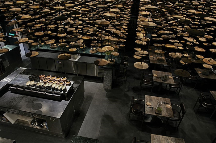 日式禪意餐廳設(shè)計(jì)推薦：FYN日料餐廳裝修設(shè)計(jì)方案