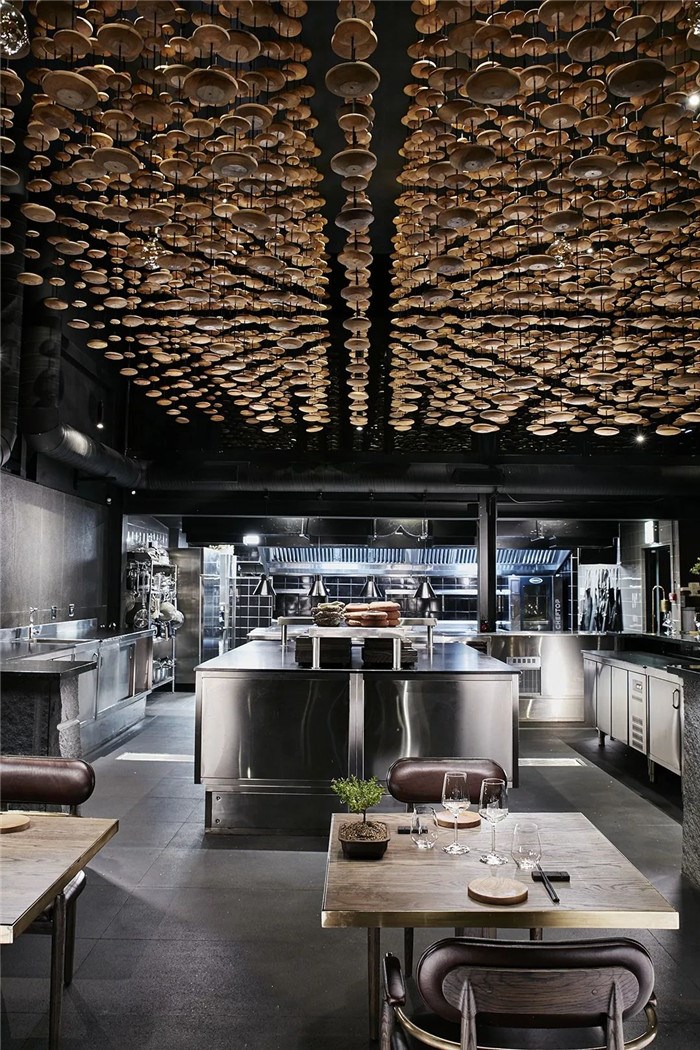 日式禪意餐廳設(shè)計(jì)推薦：FYN日料餐廳裝修設(shè)計(jì)方案