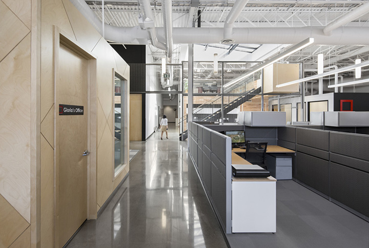 現(xiàn)代大氣的企業(yè)總部辦公樓裝修設計圖 現(xiàn)代大氣的企業(yè)總部辦公樓裝修設計圖