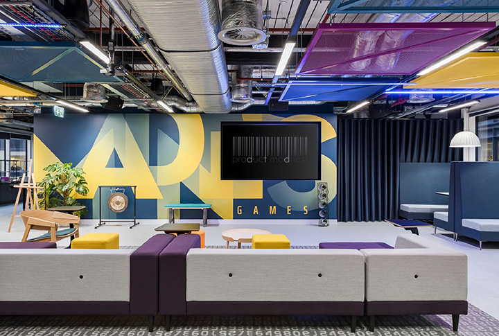 多彩時尚 知名游戲開發(fā)公司總部辦公室裝修設(shè)計方案 多彩時尚 知名游戲開發(fā)公司總部辦公室裝修設(shè)計方案