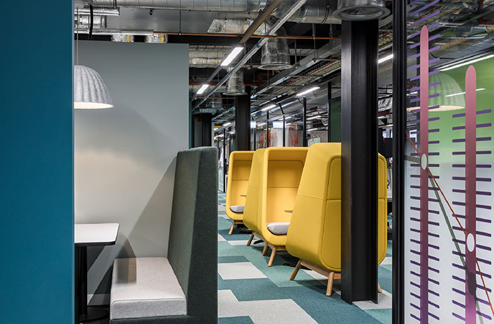 多彩時尚 知名游戲開發(fā)公司總部辦公室裝修設(shè)計方案 多彩時尚 知名游戲開發(fā)公司總部辦公室裝修設(shè)計方案