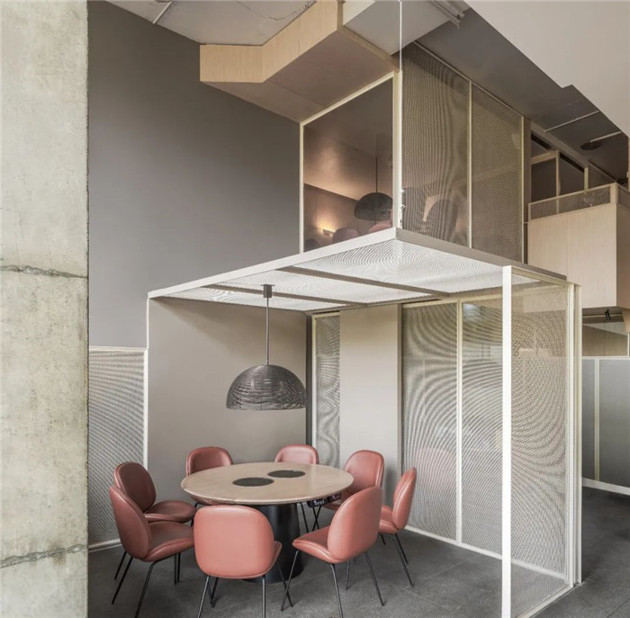 專業(yè)餐飲設(shè)計(jì)公司推薦生如夏花連鎖火鍋店裝修設(shè)計(jì)實(shí)景圖 專業(yè)餐飲設(shè)計(jì)公司推薦生如夏花連鎖火鍋店裝修設(shè)計(jì)實(shí)景圖