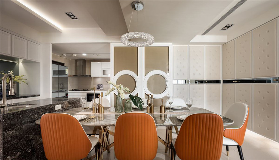 新鄭正商紅河谷雙拼別墅餐廳裝修設(shè)計方案實景圖 新鄭正商紅河谷雙拼別墅餐廳裝修設(shè)計方案實景圖