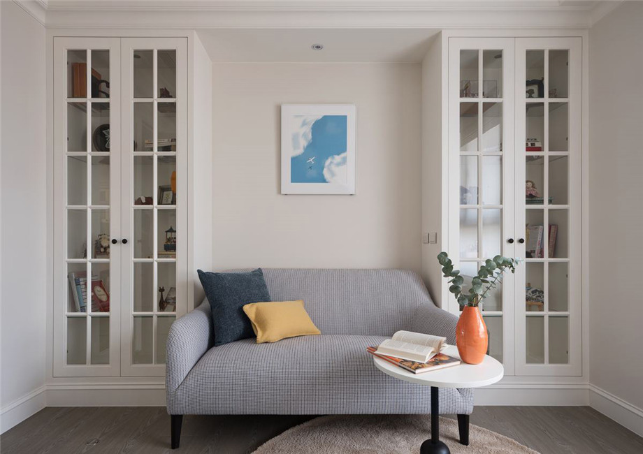 鄭州美式優(yōu)雅大平層休閑區(qū)裝修設(shè)計(jì)實(shí)景圖